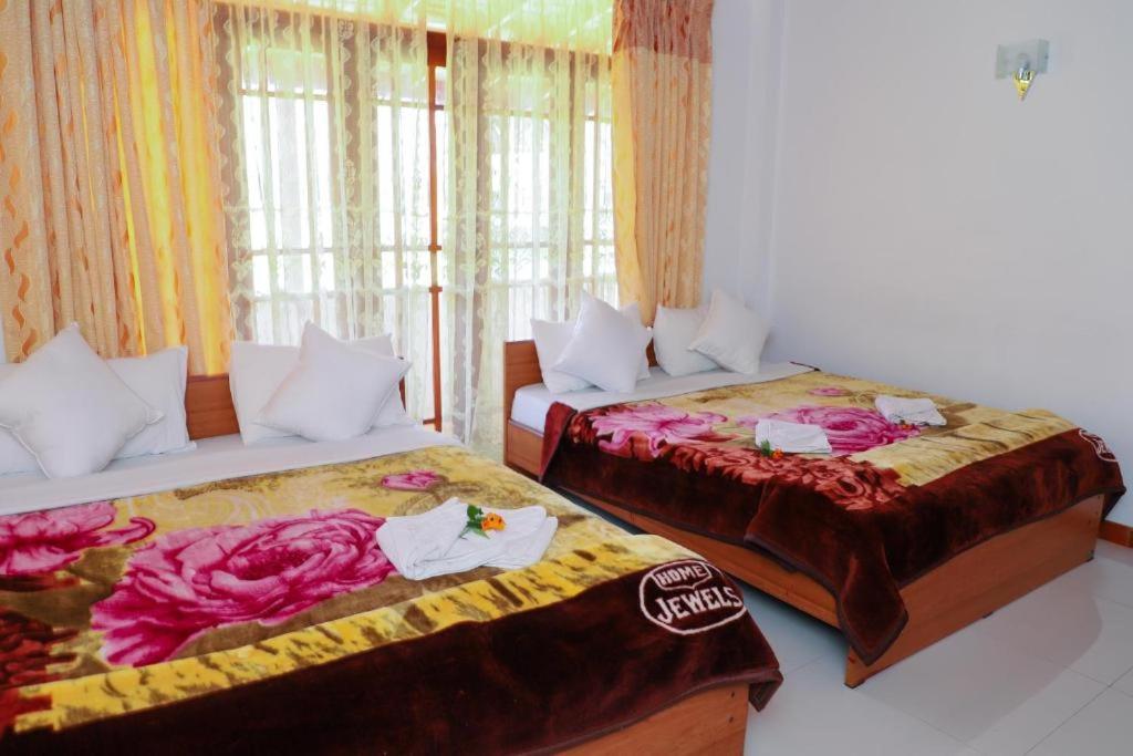 Hotel Oviya Guest Nuwara Eliya Exterior foto
