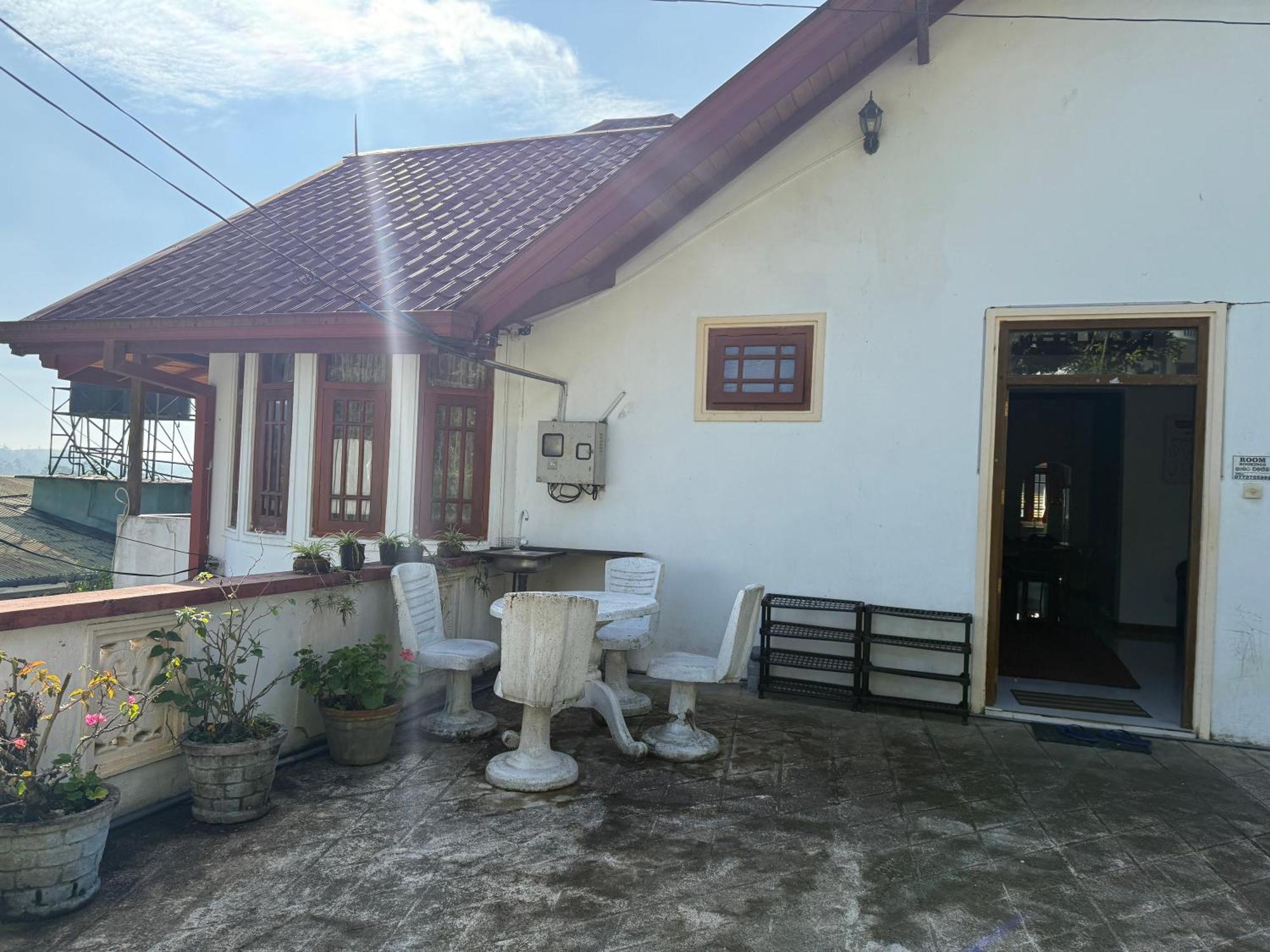 Hotel Oviya Guest Nuwara Eliya Exterior foto